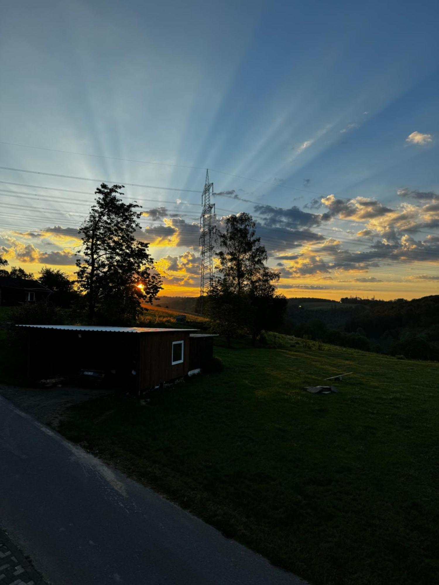 Bornhahn - Idylle Im Westerwald Katzwinkel  Luaran gambar